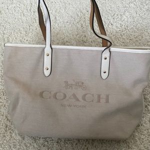 Authentic Coach Horse and Carriage Jacquard City tote bag